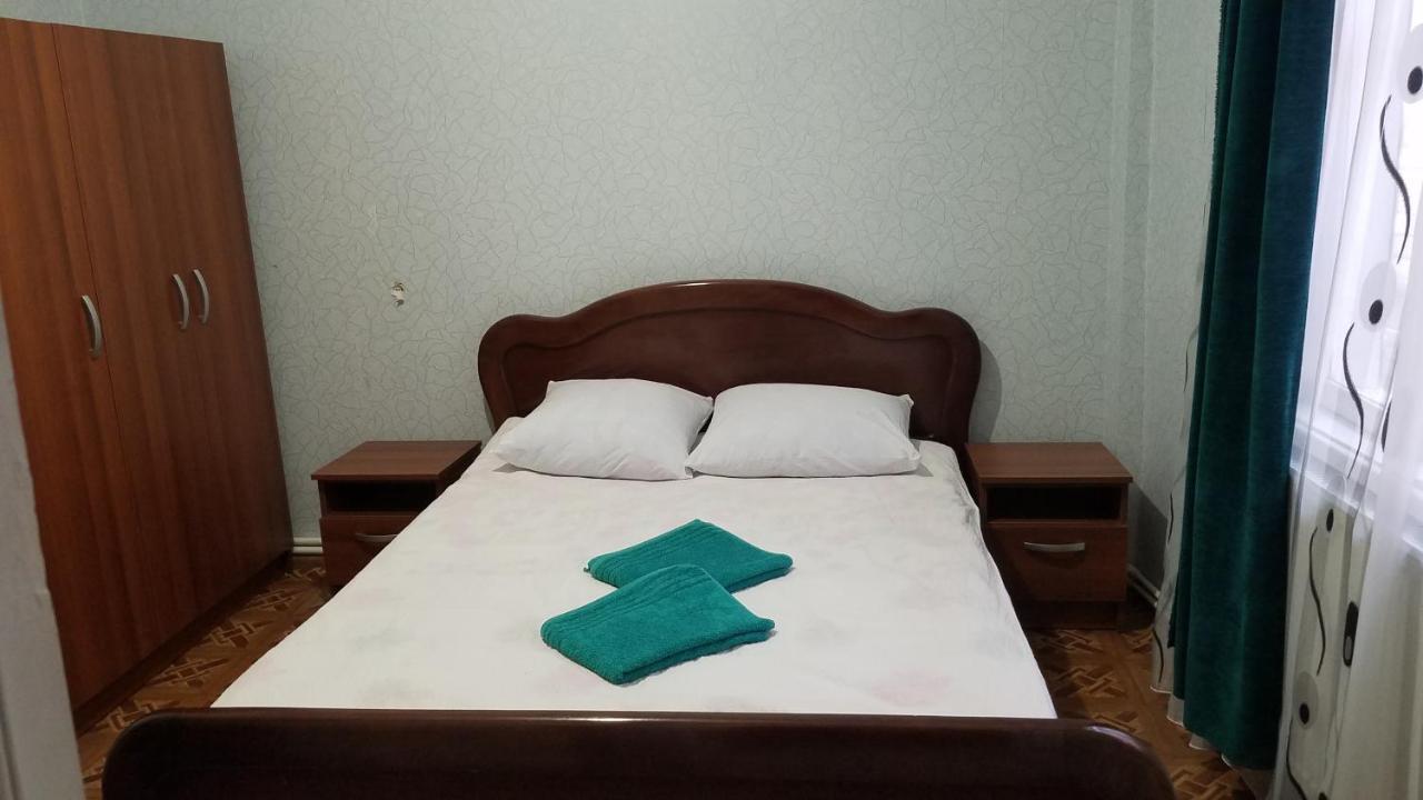 Guest House Green Rose Borjomi Dış mekan fotoğraf
